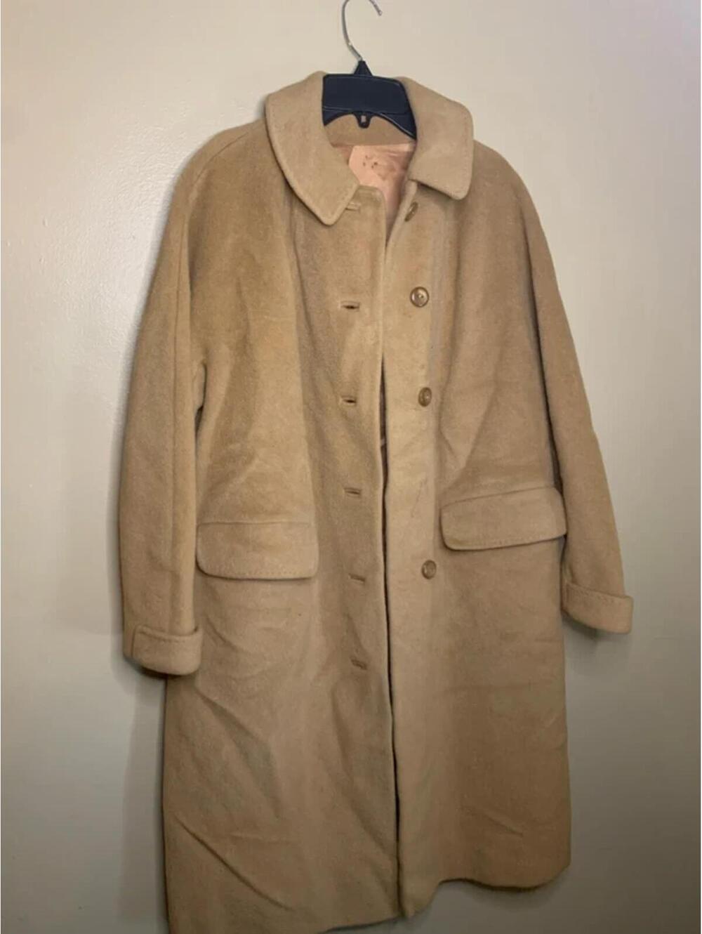 Vintage trench coat Sz M